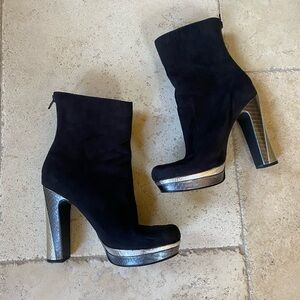 Rare Patricia Field for Payless black & silver platform ankle boots 7.5